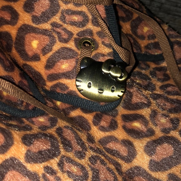 Hello kitty cheetah print shoes - Picture 2 of 4